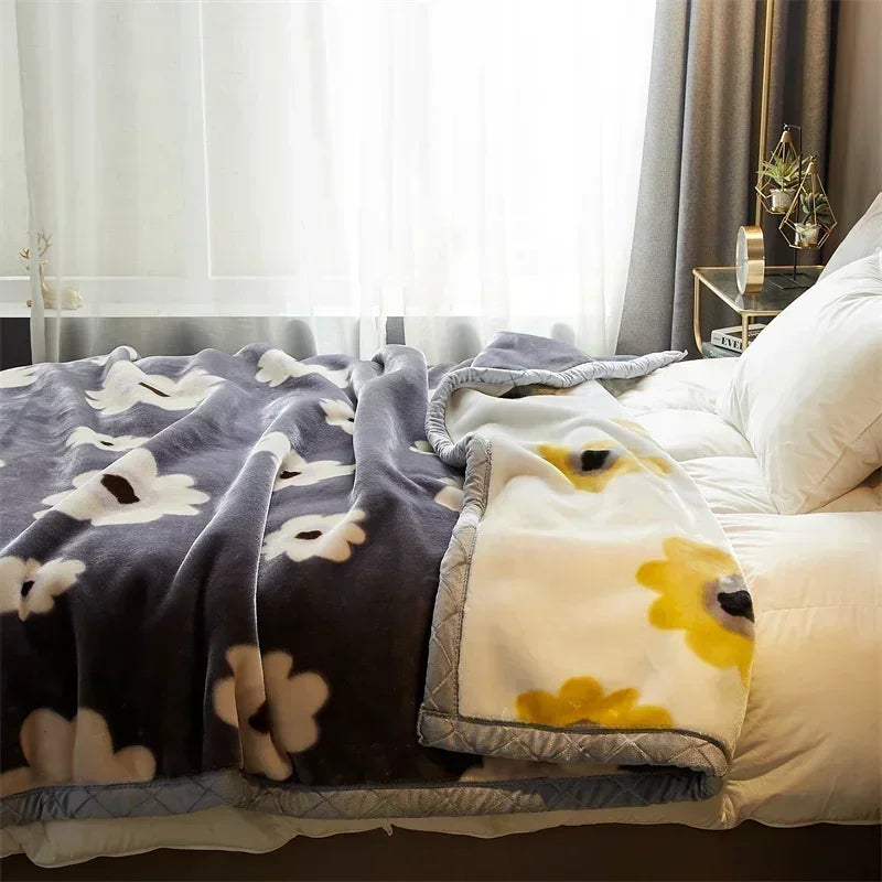 Reversible Weighted Raschel Blanket